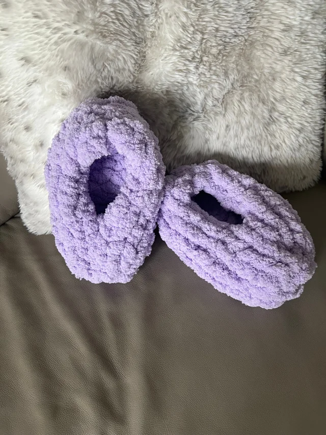 knit slippers